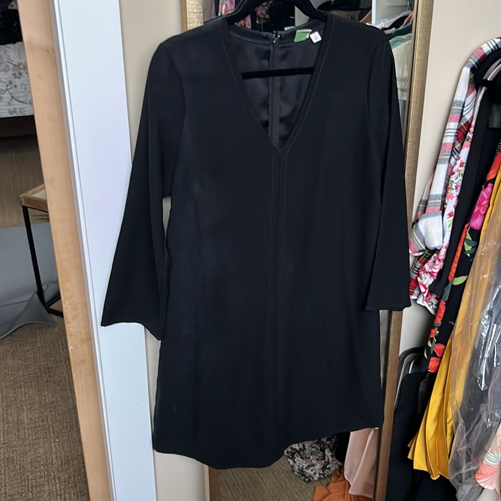 V neck black shift dress